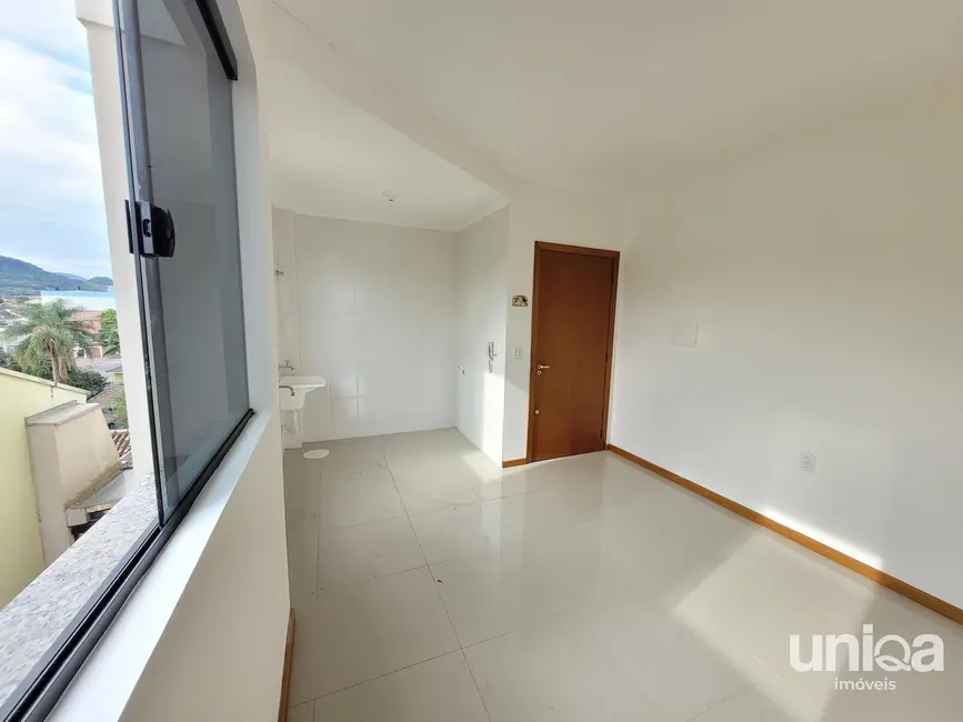 Foto 5 de Apartamento com 1 quarto à venda, 36m2 em Nossa Senhora do Rosário, Santa Maria - RS