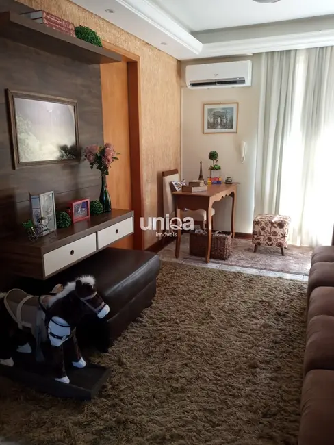 Foto 2 de Apartamento com 3 quartos à venda, 161m2 em Nossa Senhora de Fátima, Santa Maria - RS