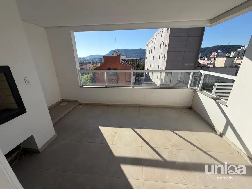 Apartamento com 3 quartos à venda, 193m2 em Centro, Santa Maria - RS - imagem 5 Foto 5 de Apartamento com 3 quartos à venda, 193m2 em Centro, Santa Maria - RS