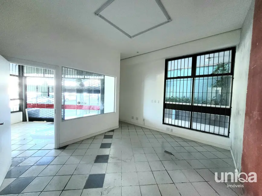 Foto 4 de Sala Comercial com 1 quarto à venda, 156m2 em Centro, Santa Maria - RS