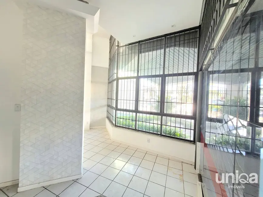 Foto 2 de Sala Comercial com 1 quarto à venda, 156m2 em Centro, Santa Maria - RS