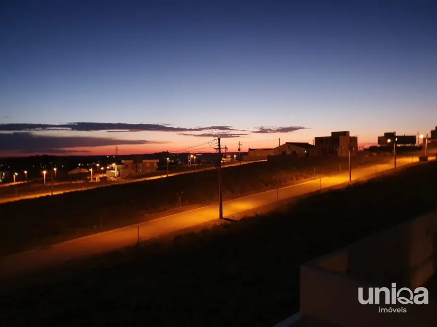 Foto 2 de Terreno / Lote à venda, 300m2 em Tomazetti, Santa Maria - RS