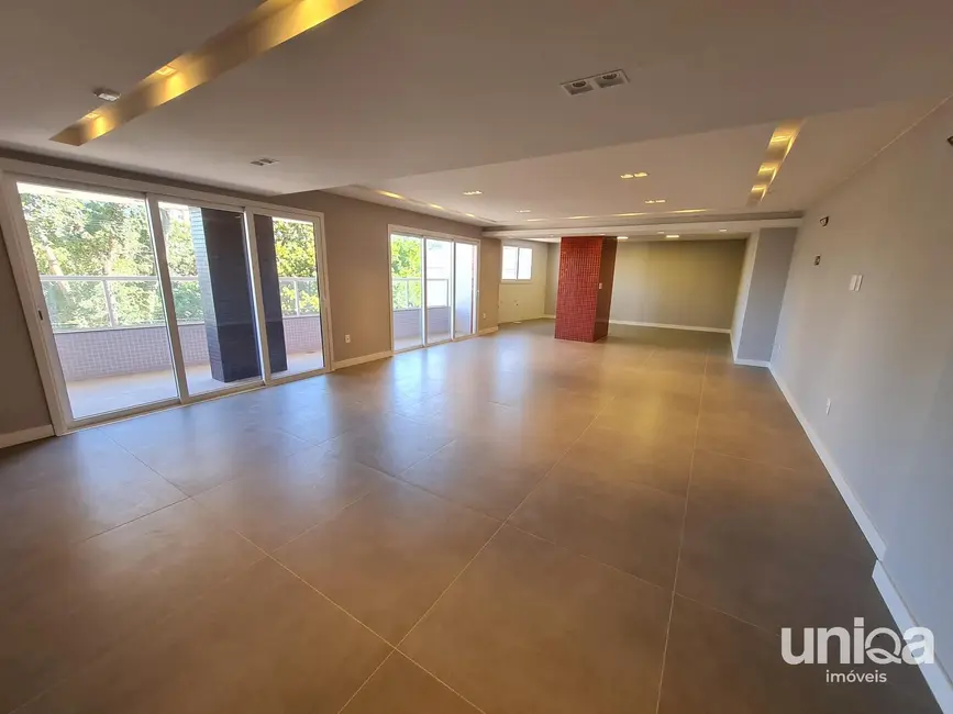 Foto 3 de Apartamento com 3 quartos à venda, 155m2 em Nossa Senhora Medianeira, Santa Maria - RS