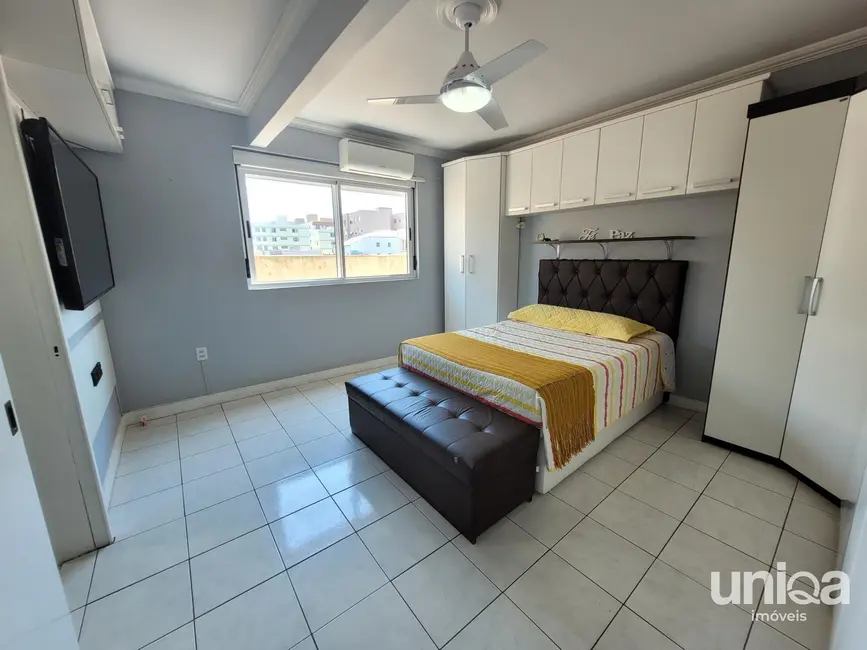 Apartamento com 3 quartos à venda, 104m2 em Centro, Santa Maria - RS - imagem 6 Foto 6 de Apartamento com 3 quartos à venda, 104m2 em Centro, Santa Maria - RS