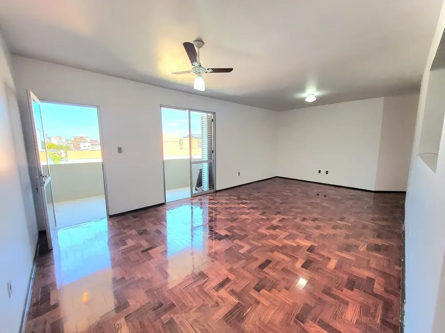 Foto 2 de Apartamento com 2 quartos à venda, 103m2 em Centro, Santa Maria - RS