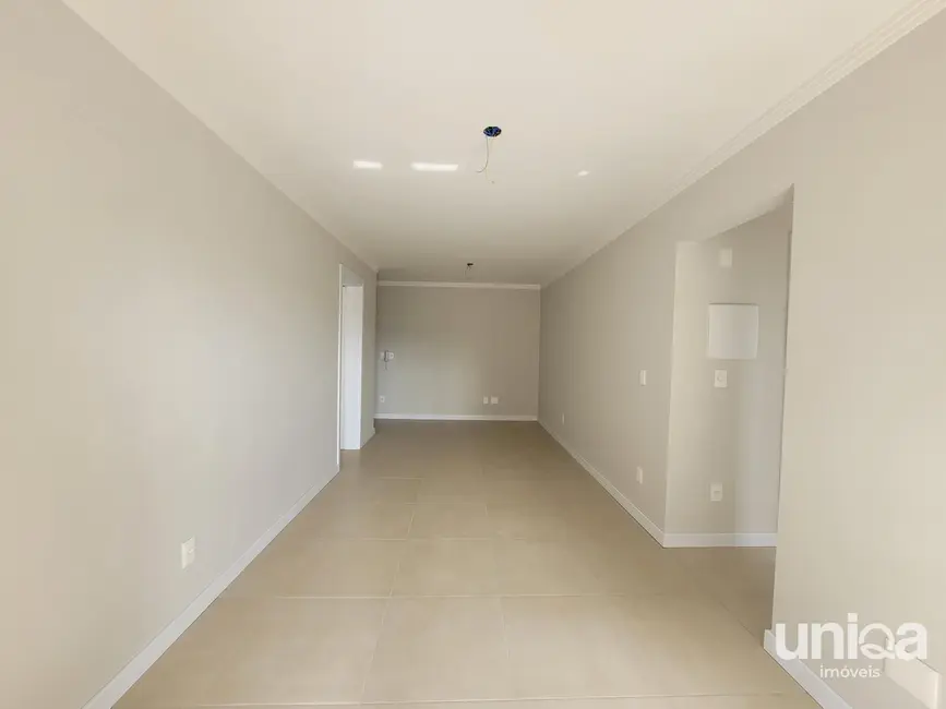 Foto 2 de Apartamento com 2 quartos à venda, 69m2 em Nossa Senhora do Rosário, Santa Maria - RS