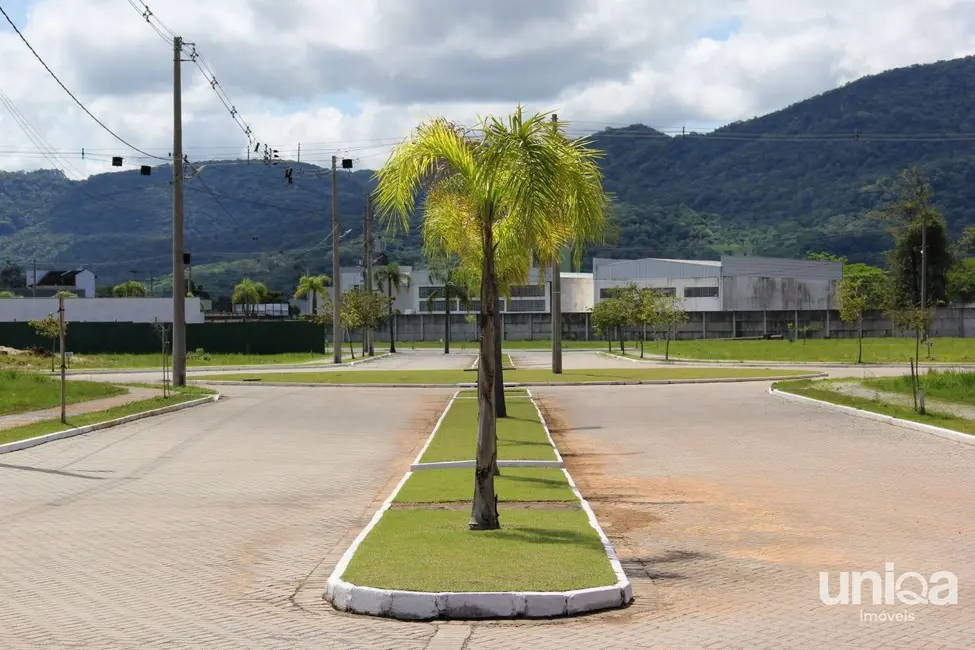 Foto 3 de Terreno / Lote à venda, 816m2 em Camobi, Santa Maria - RS