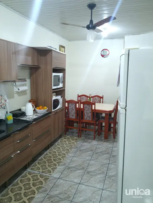 Casa com 3 quartos à venda, 104m2 em Pinheiro Machado, Santa Maria - RS - imagem 9 Foto 9 de Casa com 3 quartos à venda, 104m2 em Pinheiro Machado, Santa Maria - RS