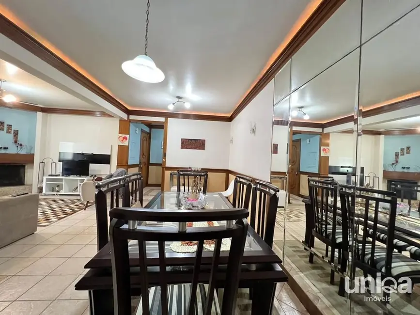 Foto 5 de Apartamento com 3 quartos à venda, 134m2 em Nossa Senhora de Fátima, Santa Maria - RS