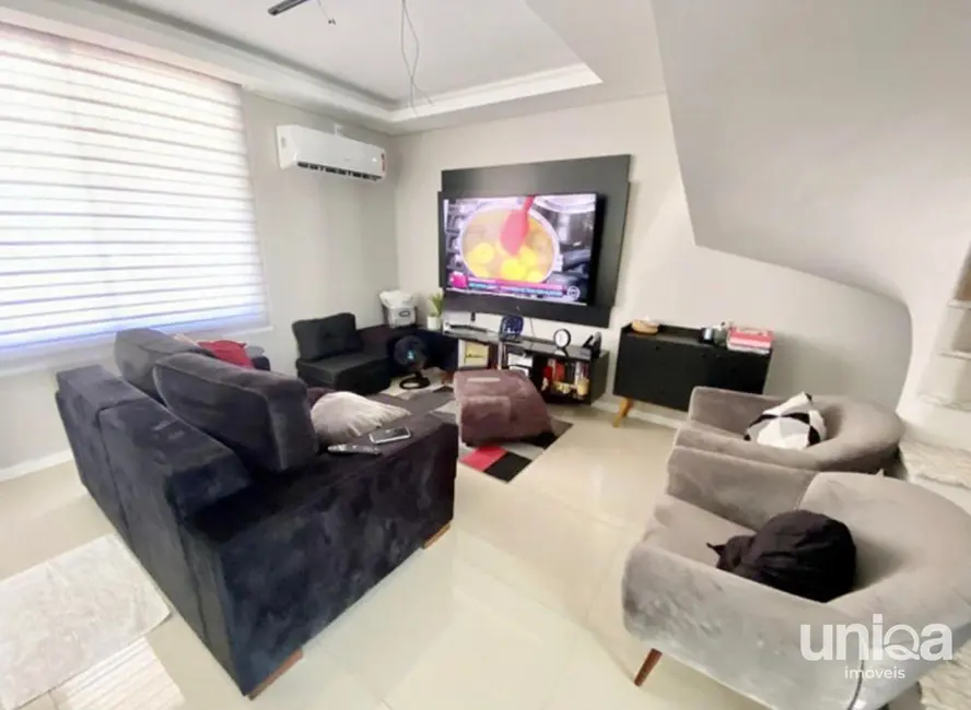 Foto 3 de Casa de Condomínio com 2 quartos à venda, 105m2 em Nossa Senhora do Perpétuo Socorro, Santa Maria - RS