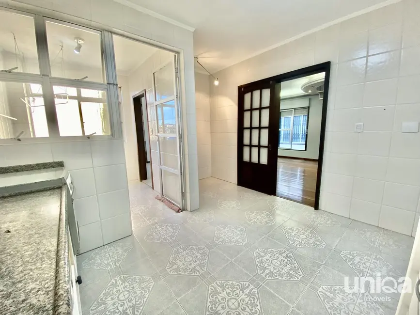 Cobertura com 3 quartos à venda, 190m2 em Duque de Caxias, Santa Maria - RS - imagem 8 Foto 8 de Cobertura com 3 quartos à venda, 190m2 em Duque de Caxias, Santa Maria - RS