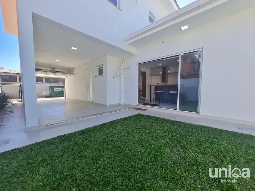 Foto 3 de Casa de Condomínio com 3 quartos à venda, 154m2 em Camobi, Santa Maria - RS