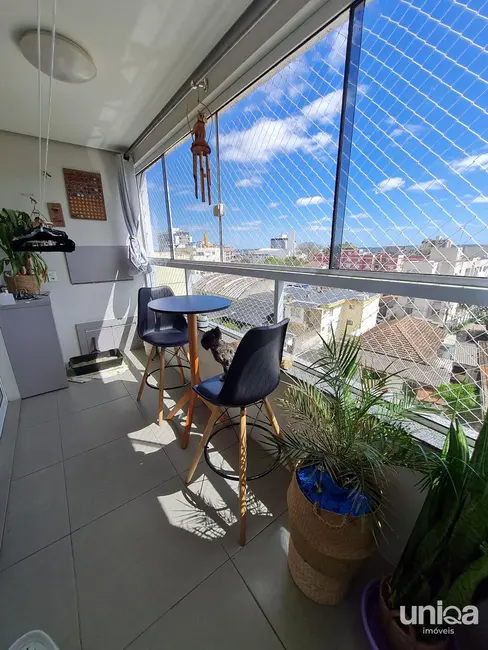 Foto 3 de Apartamento com 2 quartos à venda, 90m2 em Nossa Senhora de Fátima, Santa Maria - RS