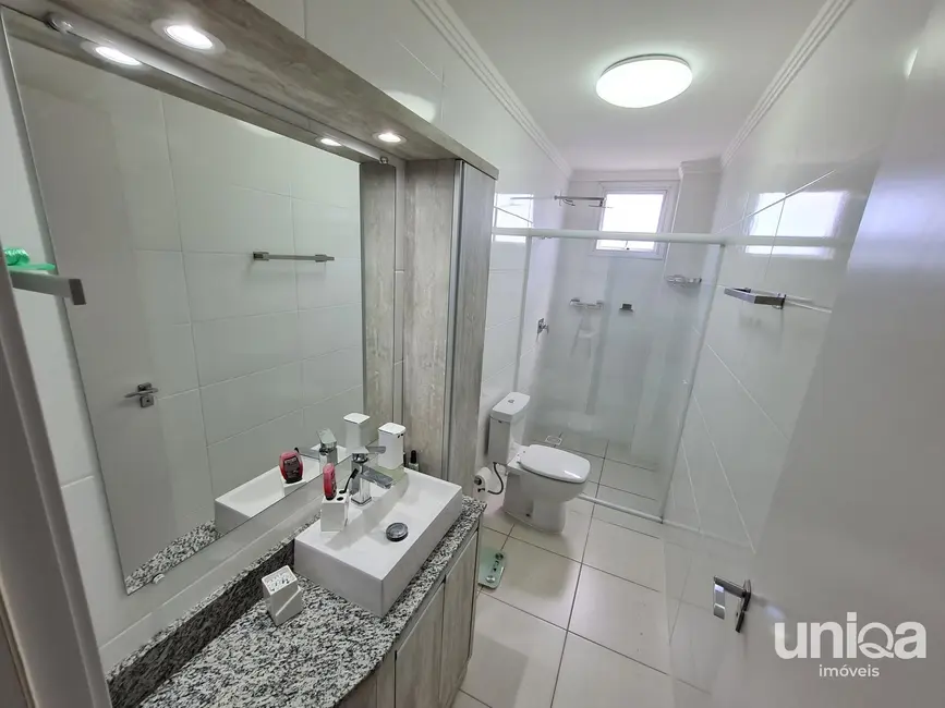 Foto 9 de Apartamento com 2 quartos à venda, 90m2 em Nossa Senhora de Fátima, Santa Maria - RS