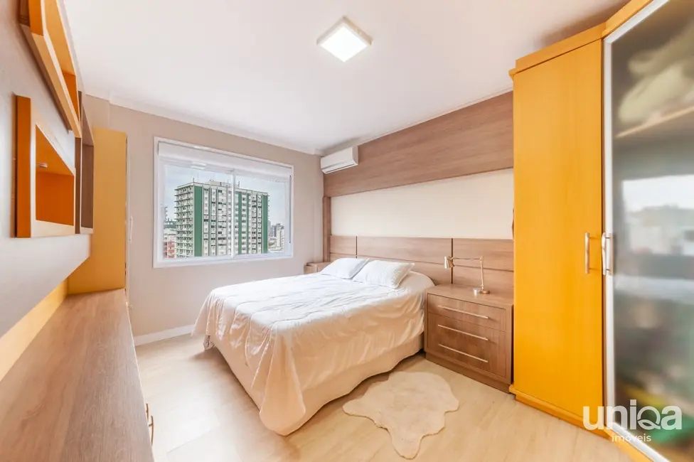 Foto 8 de Apartamento com 3 quartos à venda, 109m2 em Nossa Senhora de Fátima, Santa Maria - RS