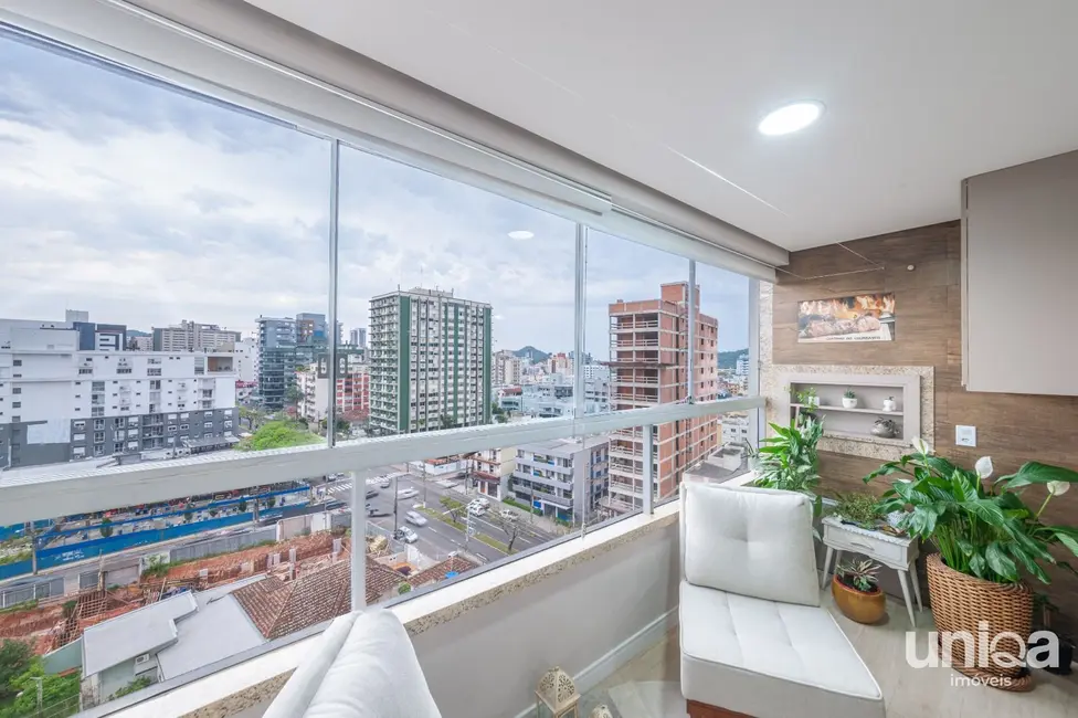 Foto 3 de Apartamento com 3 quartos à venda, 109m2 em Nossa Senhora de Fátima, Santa Maria - RS