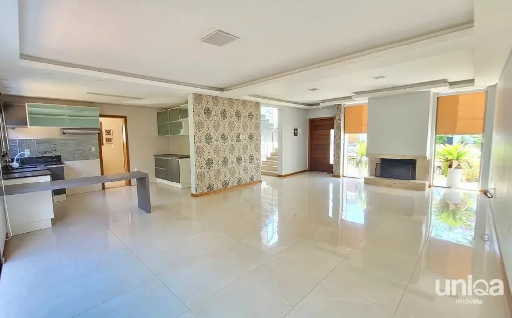 Casa de Condomínio com 3 quartos à venda, 247m2 em Tomazetti, Santa Maria - RS - imagem 2 Foto 2 de Casa de Condomínio com 3 quartos à venda, 247m2 em Tomazetti, Santa Maria - RS