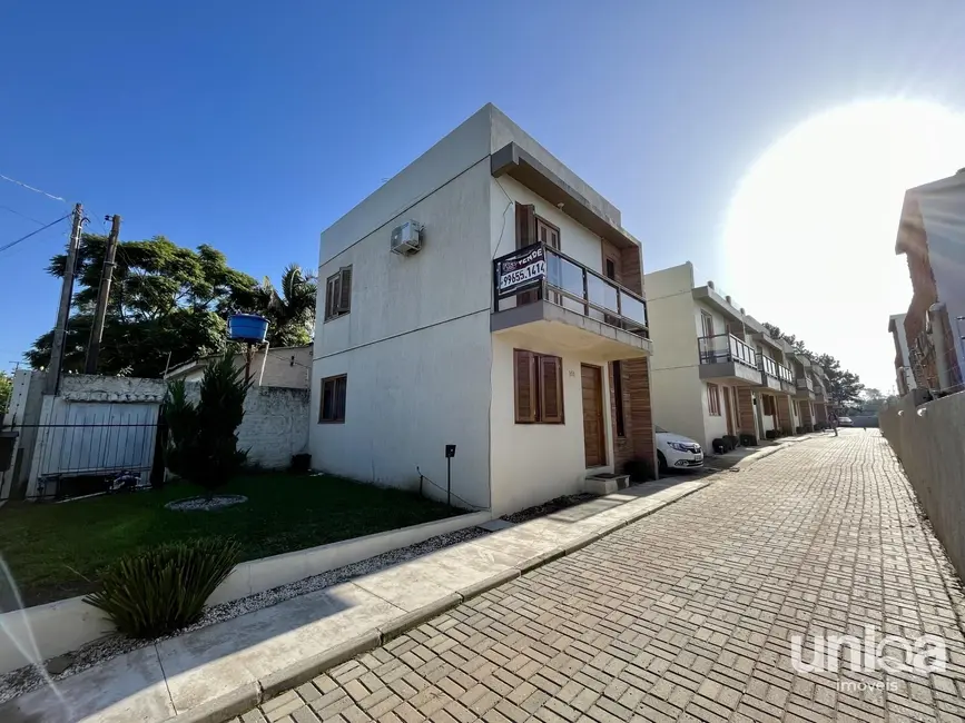 Foto 2 de Casa com 2 quartos à venda, 92m2 em Diácono João Luiz Pozzobon, Santa Maria - RS