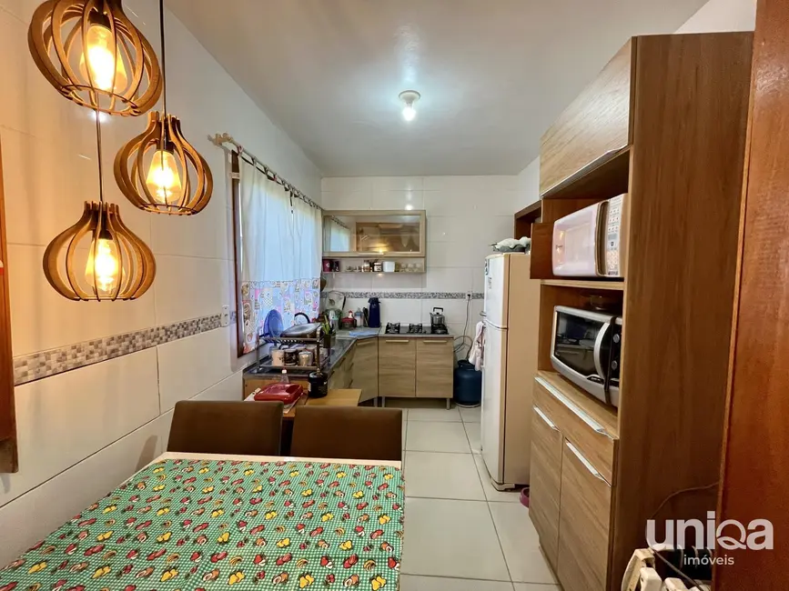 Casa com 2 quartos à venda, 92m2 em Diácono João Luiz Pozzobon, Santa Maria - RS - imagem 8 Foto 8 de Casa com 2 quartos à venda, 92m2 em Diácono João Luiz Pozzobon, Santa Maria - RS