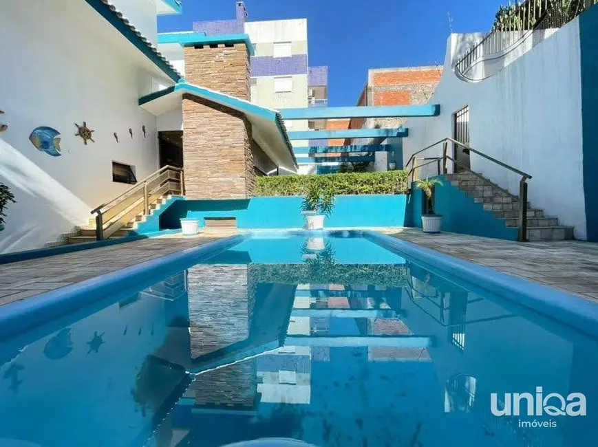 Foto 4 de Casa com 6 quartos à venda, 600m2 em Nossa Senhora de Lourdes, Santa Maria - RS