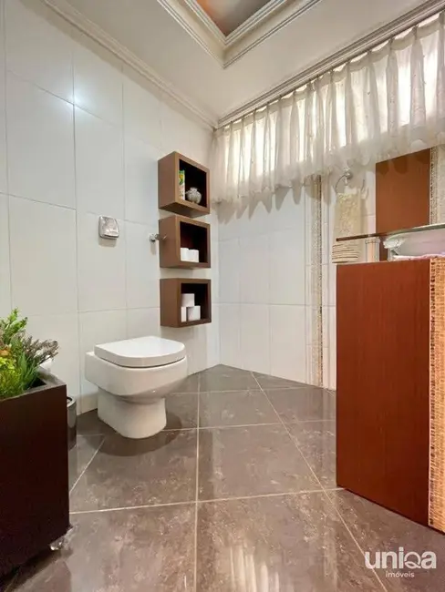 Foto 9 de Casa com 6 quartos à venda, 600m2 em Nossa Senhora de Lourdes, Santa Maria - RS