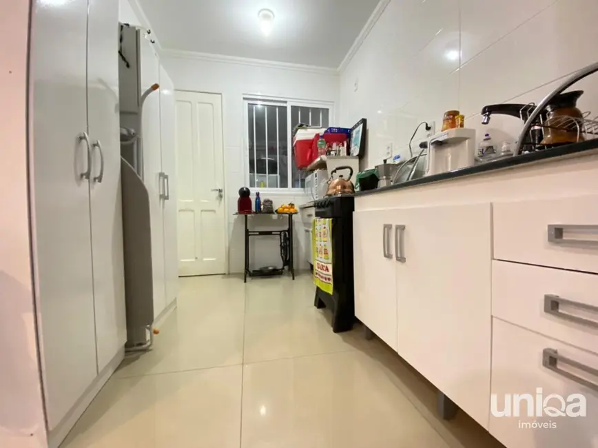 Casa com 2 quartos à venda, 100m2 em Nossa Senhora Medianeira, Santa Maria - RS - imagem 7 Foto 7 de Casa com 2 quartos à venda, 100m2 em Nossa Senhora Medianeira, Santa Maria - RS
