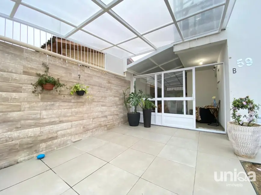 Foto 6 de Casa com 2 quartos à venda, 100m2 em Nossa Senhora Medianeira, Santa Maria - RS