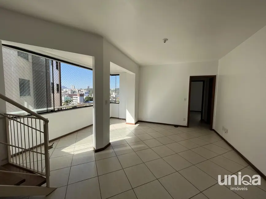 Foto 2 de Cobertura com 2 quartos à venda, 157m2 em Nossa Senhora de Lourdes, Santa Maria - RS