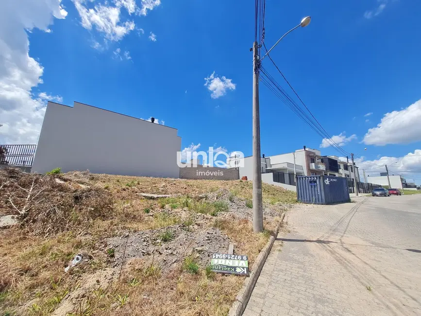 Foto 2 de Terreno / Lote à venda, 527m2 em São José, Santa Maria - RS