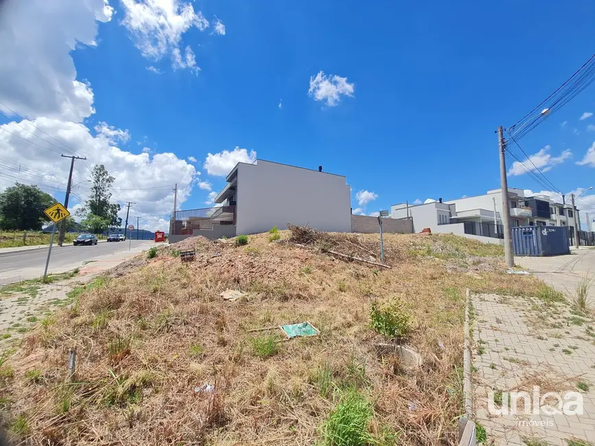 Foto 1 de Terreno / Lote à venda, 527m2 em São José, Santa Maria - RS