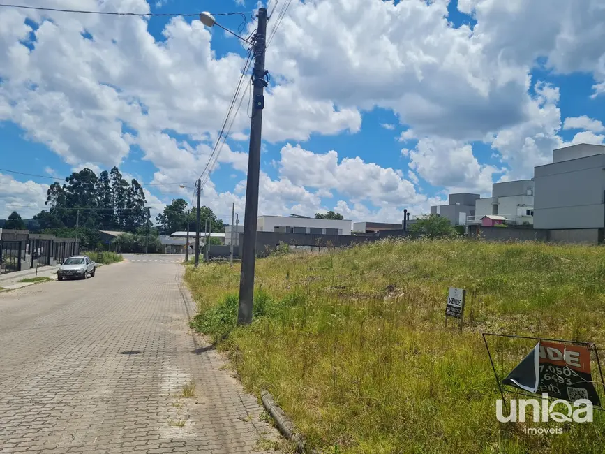 Foto 2 de Terreno / Lote à venda, 354m2 em São José, Santa Maria - RS