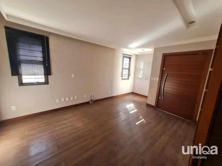 Foto 3 de Casa com 3 quartos à venda, 216m2 em Presidente João Goulart, Santa Maria - RS