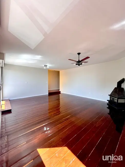 Foto 8 de Apartamento com 4 quartos à venda, 235m2 em Bonfim, Santa Maria - RS