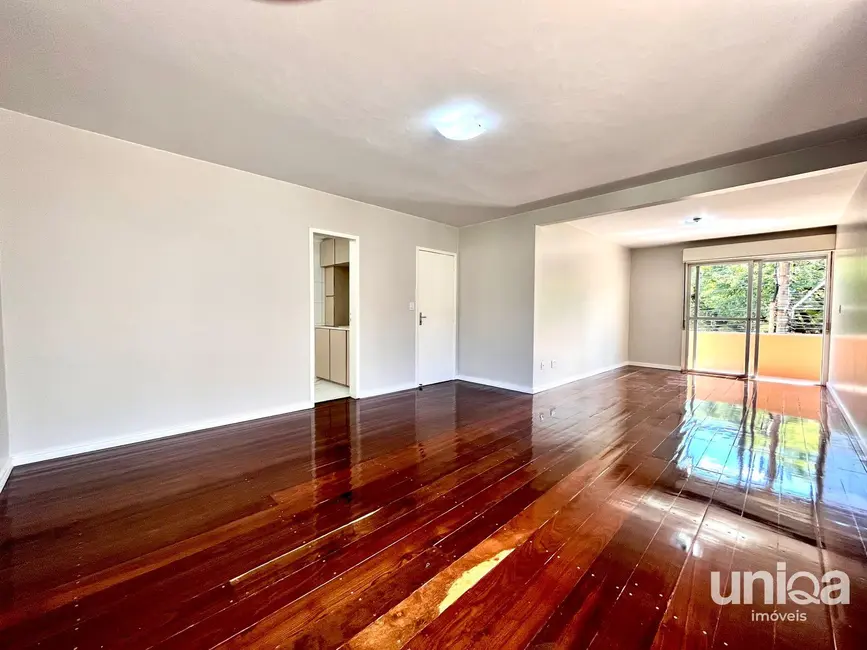 Foto 2 de Apartamento com 4 quartos à venda, 235m2 em Bonfim, Santa Maria - RS