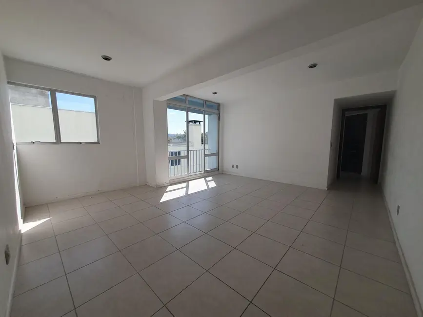 Foto 2 de Apartamento com 2 quartos à venda, 77m2 em Centro, Santa Maria - RS