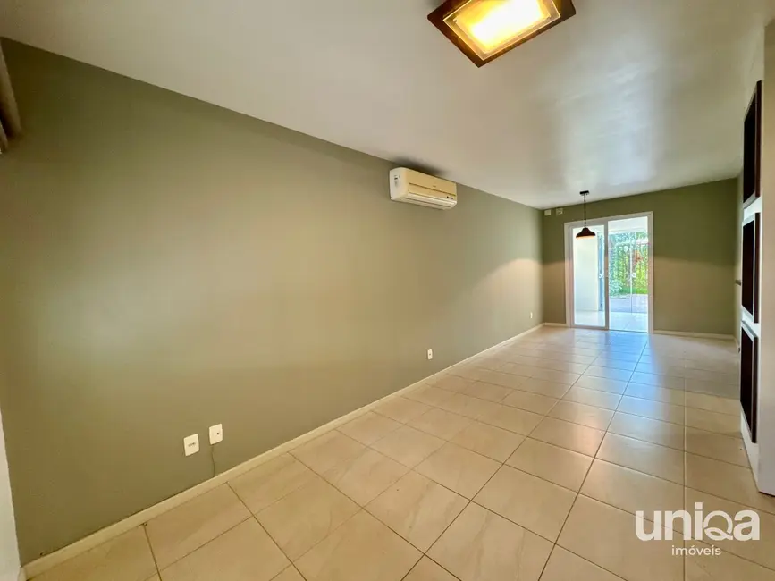 Foto 3 de Casa com 3 quartos à venda, 134m2 em São José, Santa Maria - RS