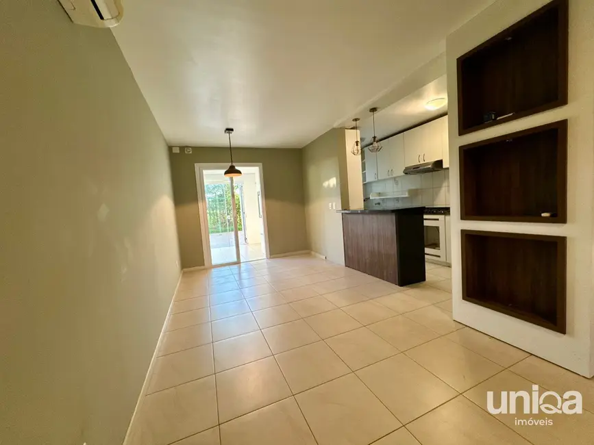 Foto 2 de Casa com 3 quartos à venda, 134m2 em São José, Santa Maria - RS