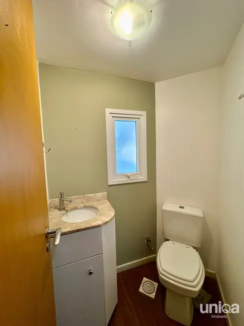 Casa com 3 quartos à venda, 134m2 em São José, Santa Maria - RS - imagem 4 Foto 4 de Casa com 3 quartos à venda, 134m2 em São José, Santa Maria - RS