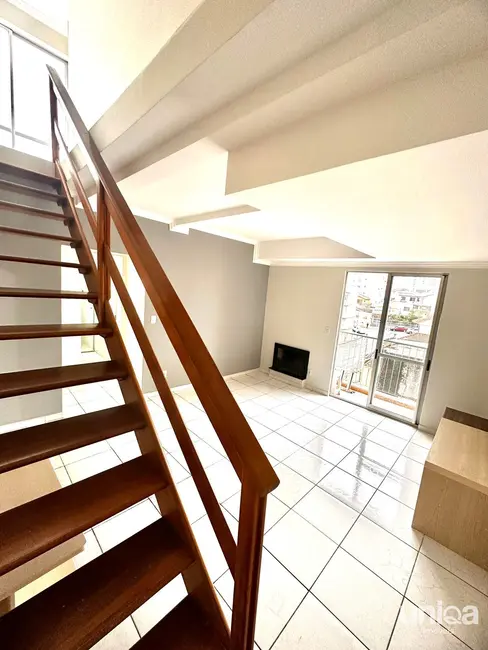 Foto 2 de Cobertura com 3 quartos à venda, 122m2 em Nossa Senhora do Rosário, Santa Maria - RS