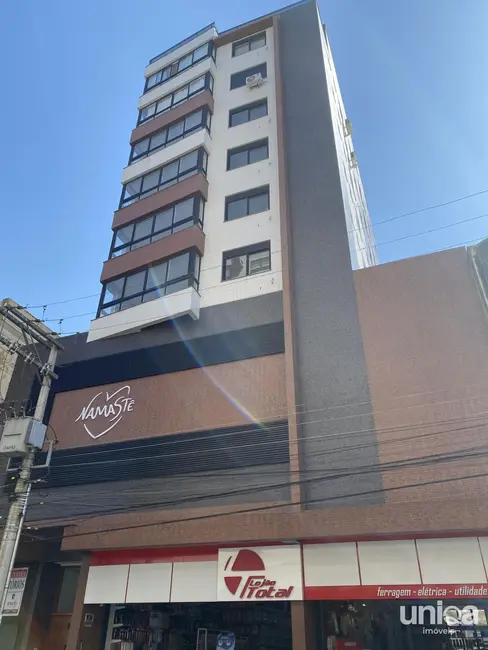 Foto 2 de Apartamento com 1 quarto à venda, 40m2 em Centro, Santa Maria - RS