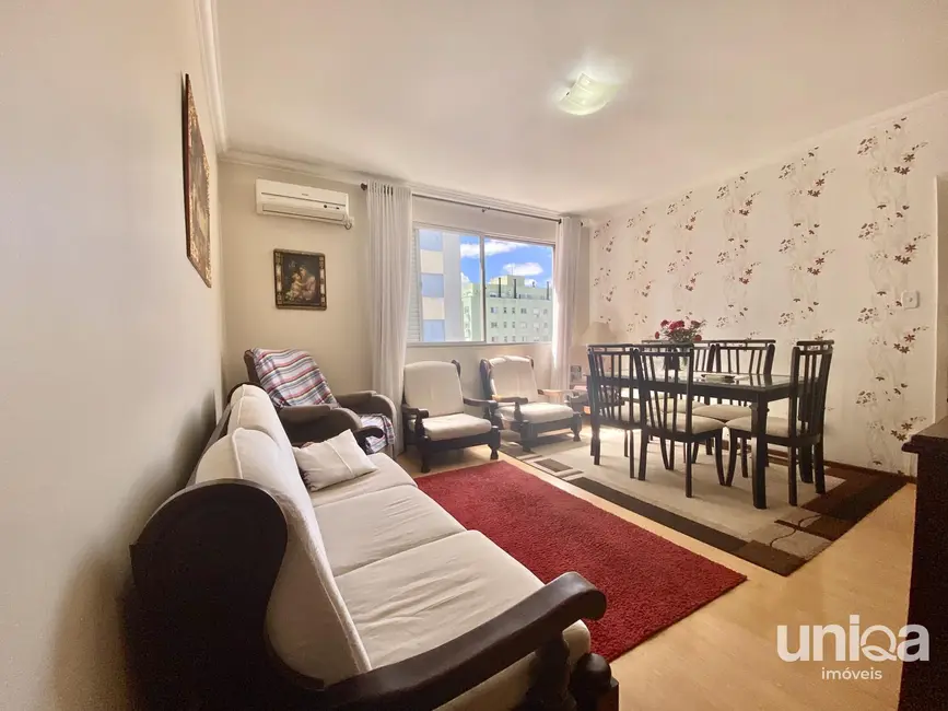 Foto 2 de Apartamento com 2 quartos à venda, 90m2 em Bonfim, Santa Maria - RS