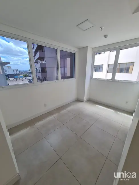 Foto 5 de Sala Comercial com 1 quarto à venda, 44m2 em Nossa Senhora de Fátima, Santa Maria - RS