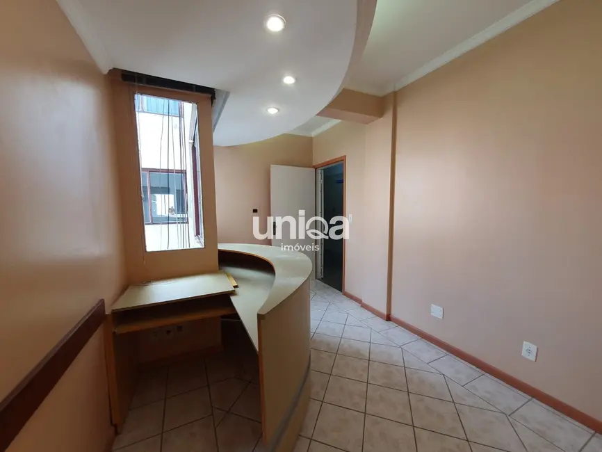 Foto 2 de Sala Comercial com 1 quarto à venda, 60m2 em Centro, Santa Maria - RS