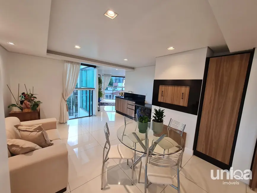 Apartamento com 3 quartos à venda, 406m2 em Nossa Senhora de Fátima, Santa Maria - RS - imagem 7 Foto 7 de Apartamento com 3 quartos à venda, 406m2 em Nossa Senhora de Fátima, Santa Maria - RS