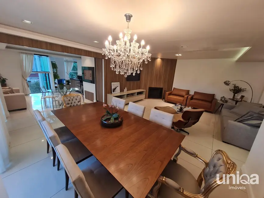 Apartamento com 3 quartos à venda, 406m2 em Nossa Senhora de Fátima, Santa Maria - RS - imagem 6 Foto 6 de Apartamento com 3 quartos à venda, 406m2 em Nossa Senhora de Fátima, Santa Maria - RS