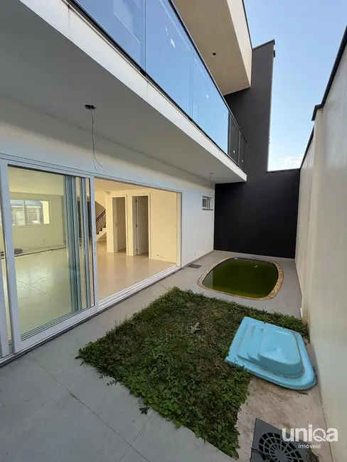 Casa com 3 quartos à venda, 142m2 em Camobi, Santa Maria - RS - imagem 3 Foto 3 de Casa com 3 quartos à venda, 142m2 em Camobi, Santa Maria - RS