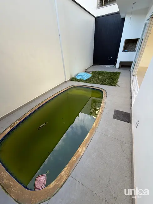Casa com 3 quartos à venda, 142m2 em Camobi, Santa Maria - RS - imagem 4 Foto 4 de Casa com 3 quartos à venda, 142m2 em Camobi, Santa Maria - RS