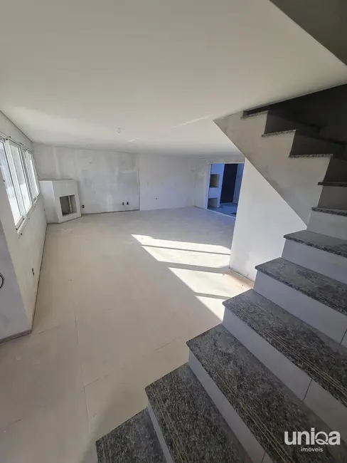 Casa com 3 quartos à venda, 142m2 em Camobi, Santa Maria - RS - imagem 2 Foto 2 de Casa com 3 quartos à venda, 142m2 em Camobi, Santa Maria - RS