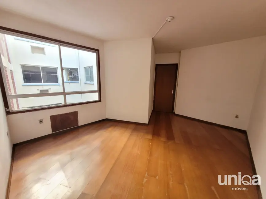 Foto 2 de Apartamento com 2 quartos à venda, 65m2 em Nossa Senhora de Fátima, Santa Maria - RS