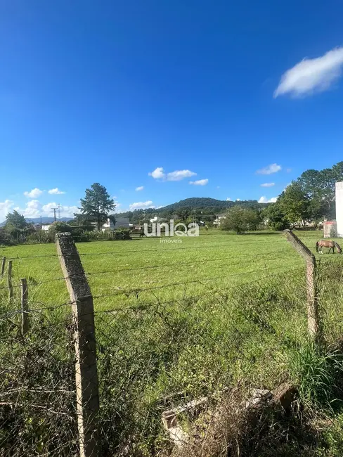 Foto 1 de Terreno / Lote à venda, 360m2 em Tomazetti, Santa Maria - RS